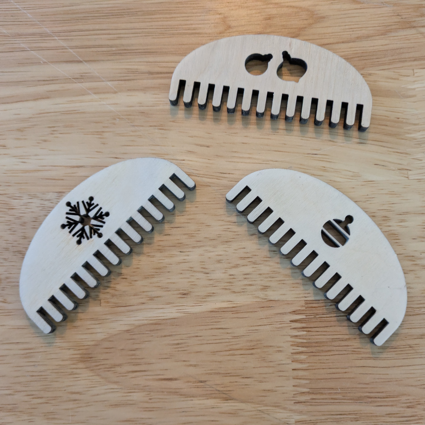 Christmas Wreath Loom and Ornament Blanks