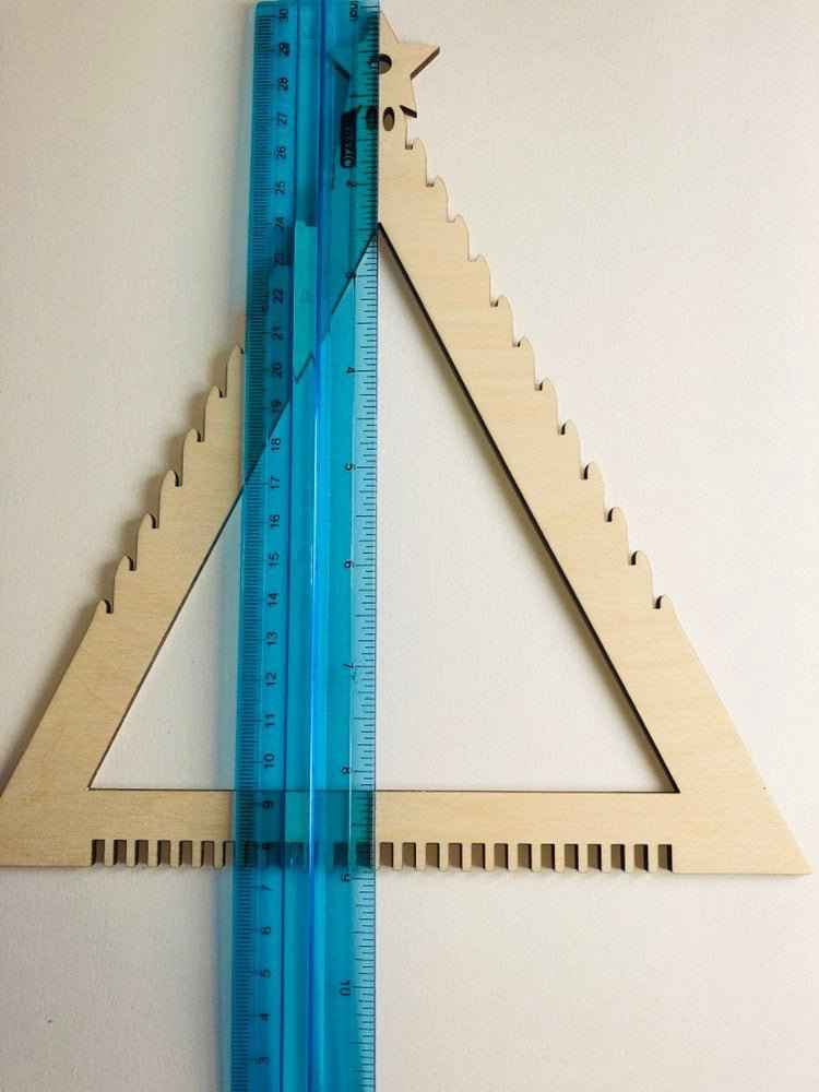 Christmas Tree Loom Kit - Crafting kit box includes a mini ornament loom Christmas Tree Loom Kit - Crafting kit box includes a mini ornament loom Art & Crafting Materials Raven King Crafts