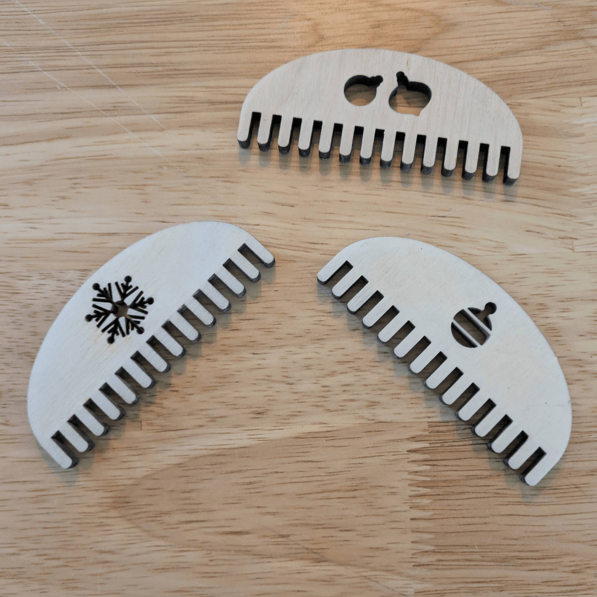 Christmas Wreath Loom and Ornament Blanks Christmas Wreath Loom and Ornament Blanks Art & Craft Kits Raven King Crafts