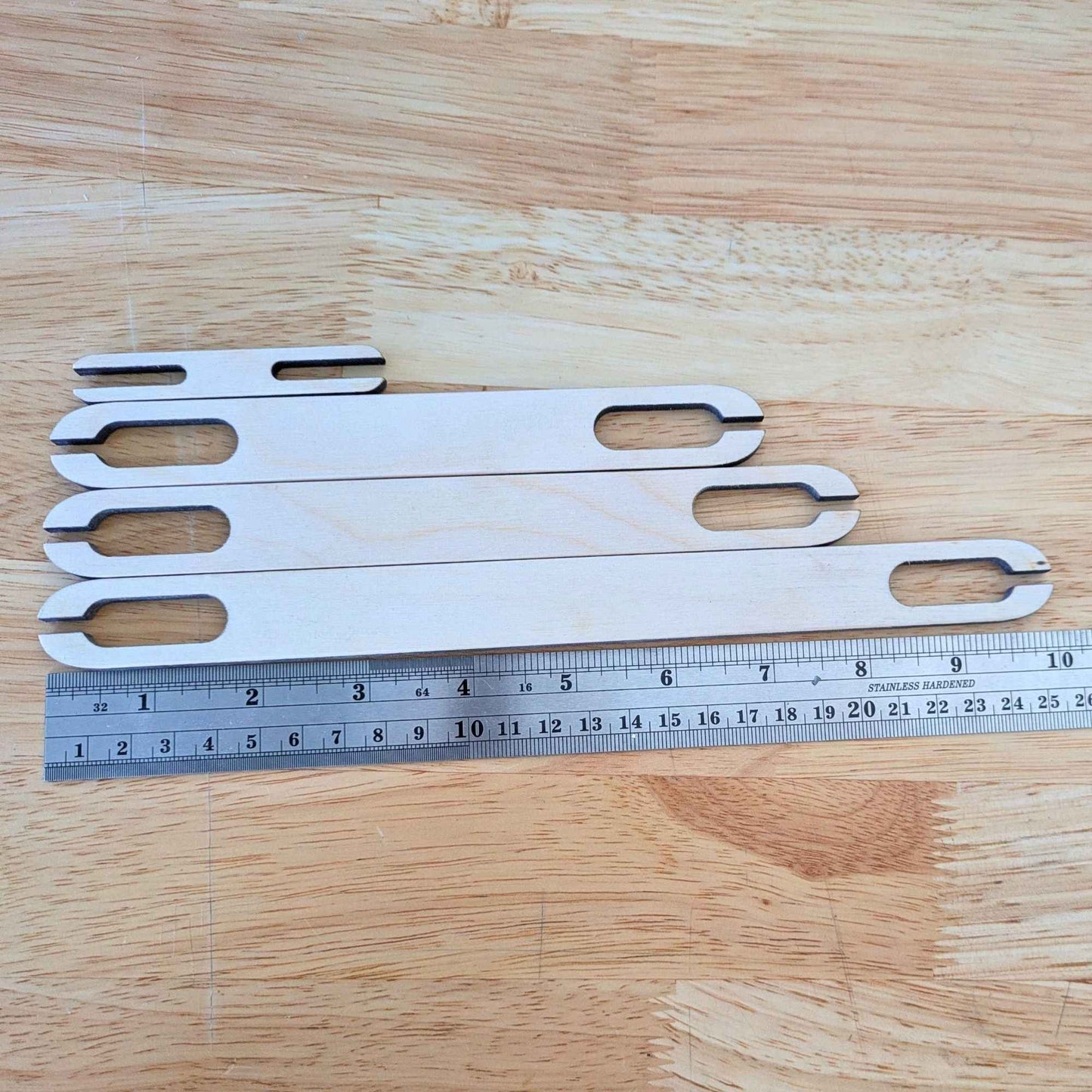 Deep Mouthed Wooden Shuttle Stick Set - 4 Weaving Shuttles Deep Mouthed Wooden Shuttle Stick Set - 4 Weaving Shuttles Art & Crafting Materials Raven King Crafts