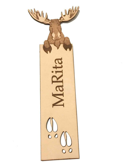 An adorable leather bookmark featuring a cute moose at the top, you can personalize it with a name or a short message. Personalizable Moose Leather Bookmark - Unique Gift for Book Lovers Bookmarks Raven King Crafts