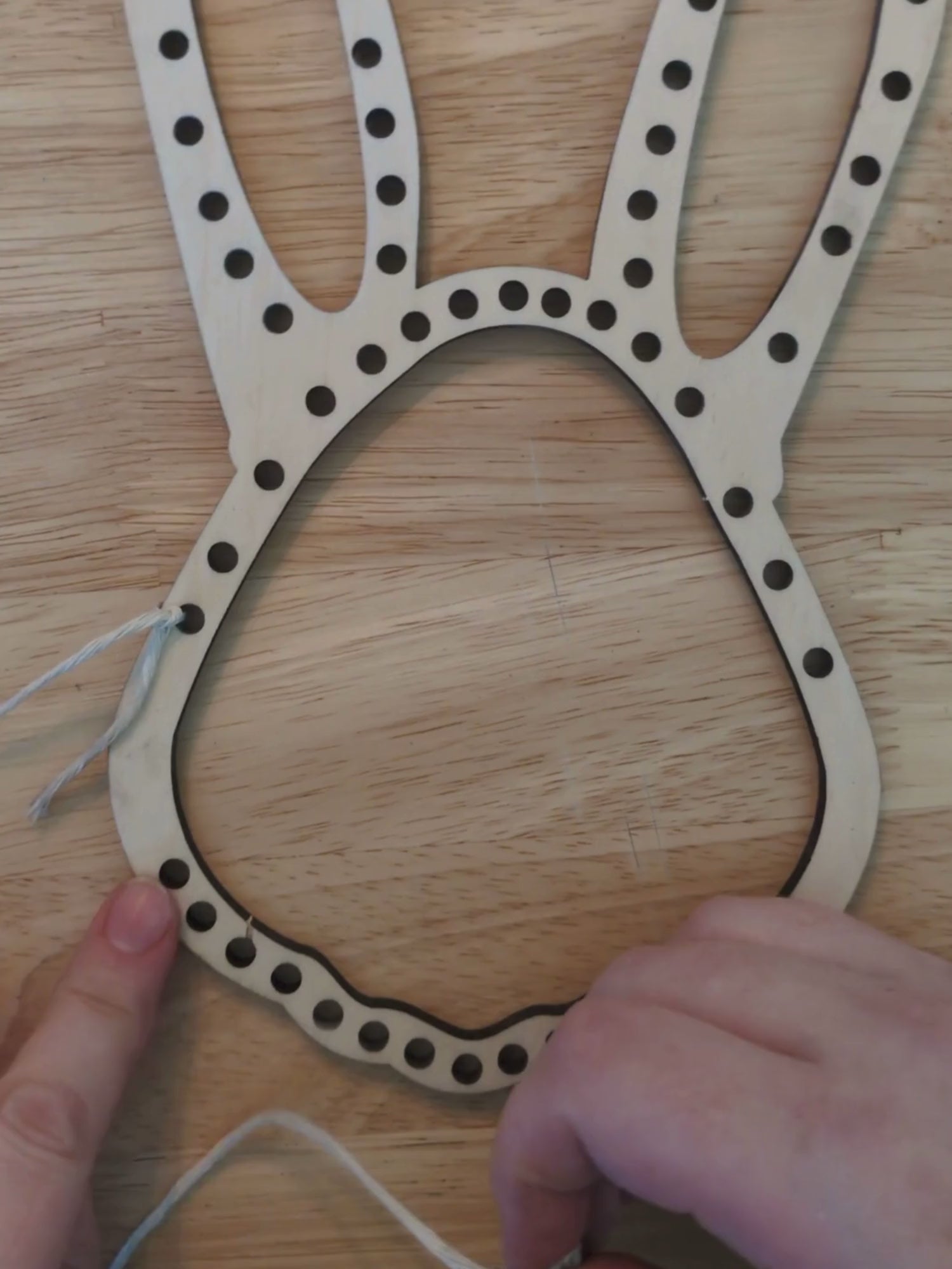 A video showing how to start the warp line for your bunny loom.