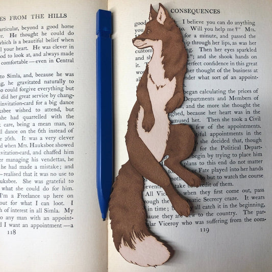 Red fox bookmark made out of leather